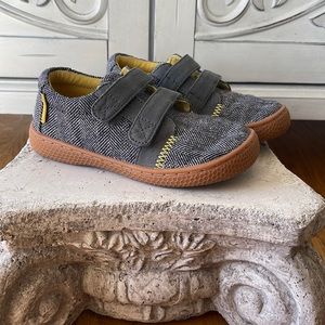 Livie & Luca RAKE ECO shoe - like new!!